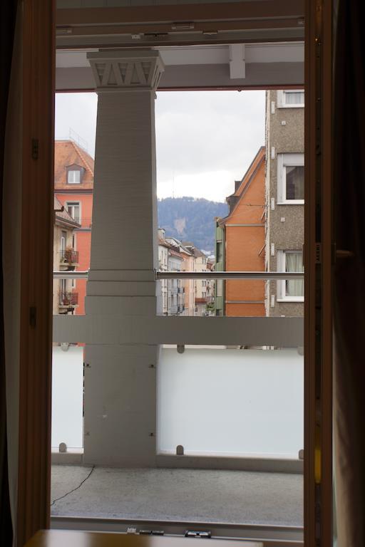 Apartamentos de lujo by Livingdowntown Zúrich Habitación foto