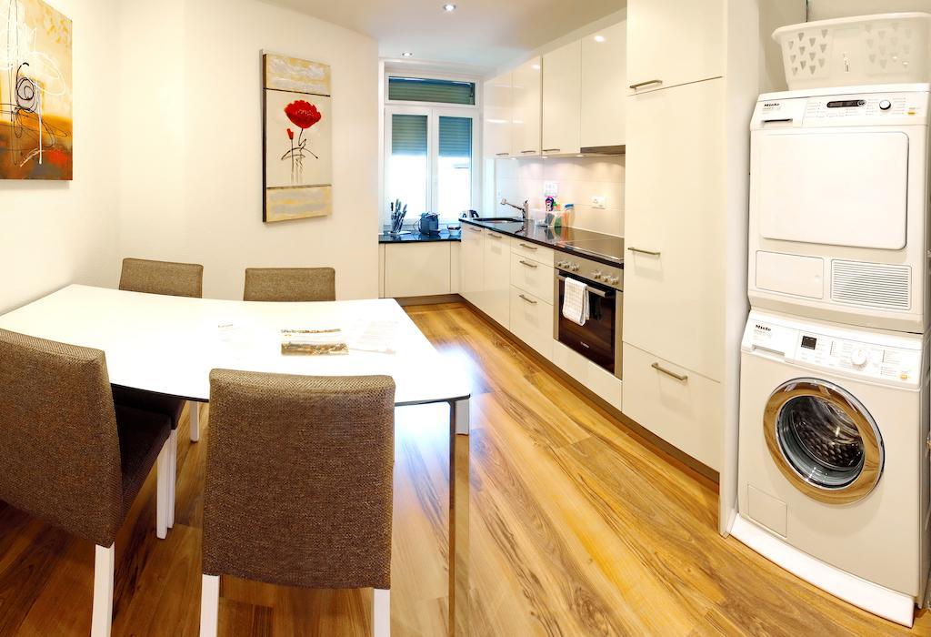 Apartamentos de lujo by Livingdowntown Zúrich Habitación foto